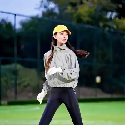 薛娜诚